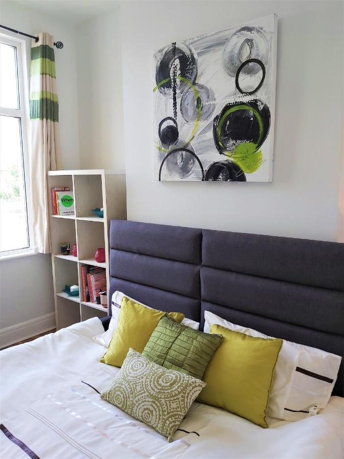 Beautifully Renovated 2 Bed Flat - Close To Beach Lägenhet Southend-on-Sea Exteriör bild