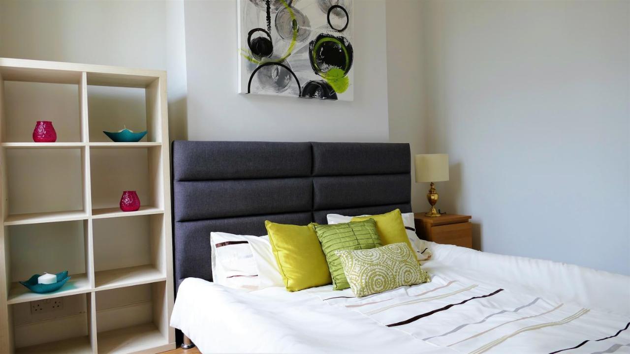 Beautifully Renovated 2 Bed Flat - Close To Beach Lägenhet Southend-on-Sea Exteriör bild